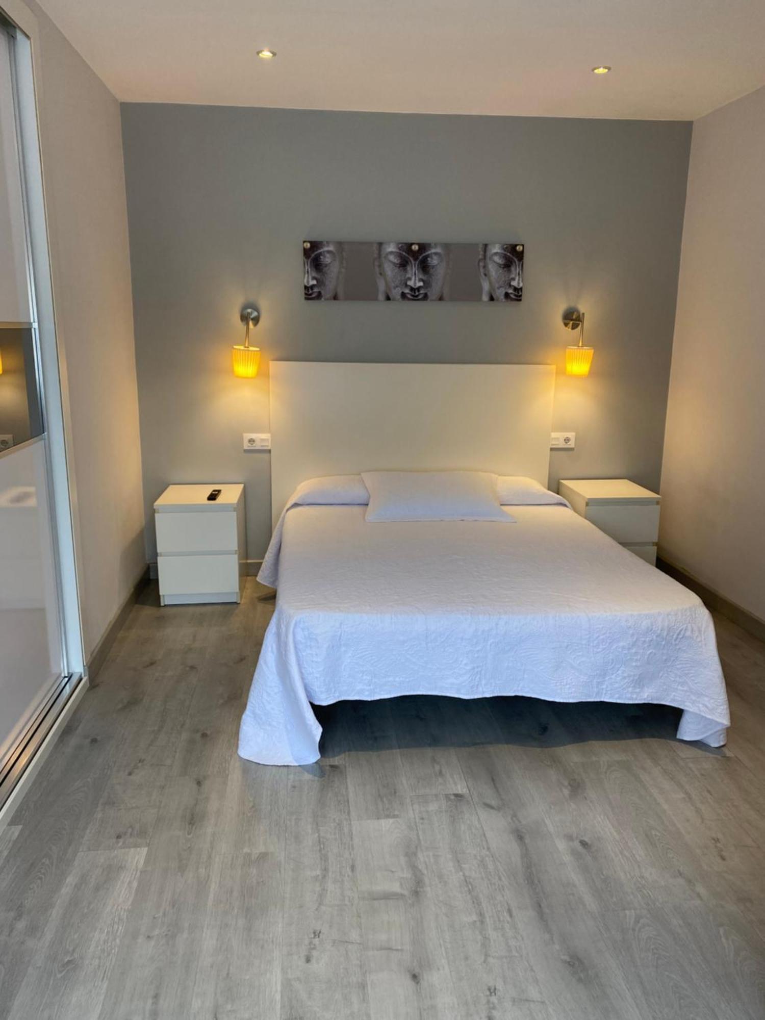 Apartamento Pueblo De Могро Екстериор снимка